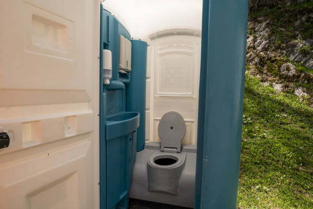 Types of Portable Toilets We Offer in Gateway, AK